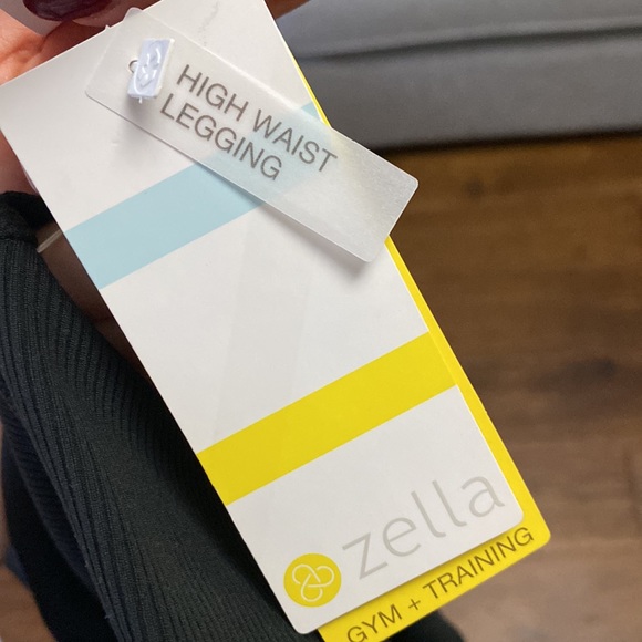 Zella black high waist leggings. BNWT - Picture 5 of 6